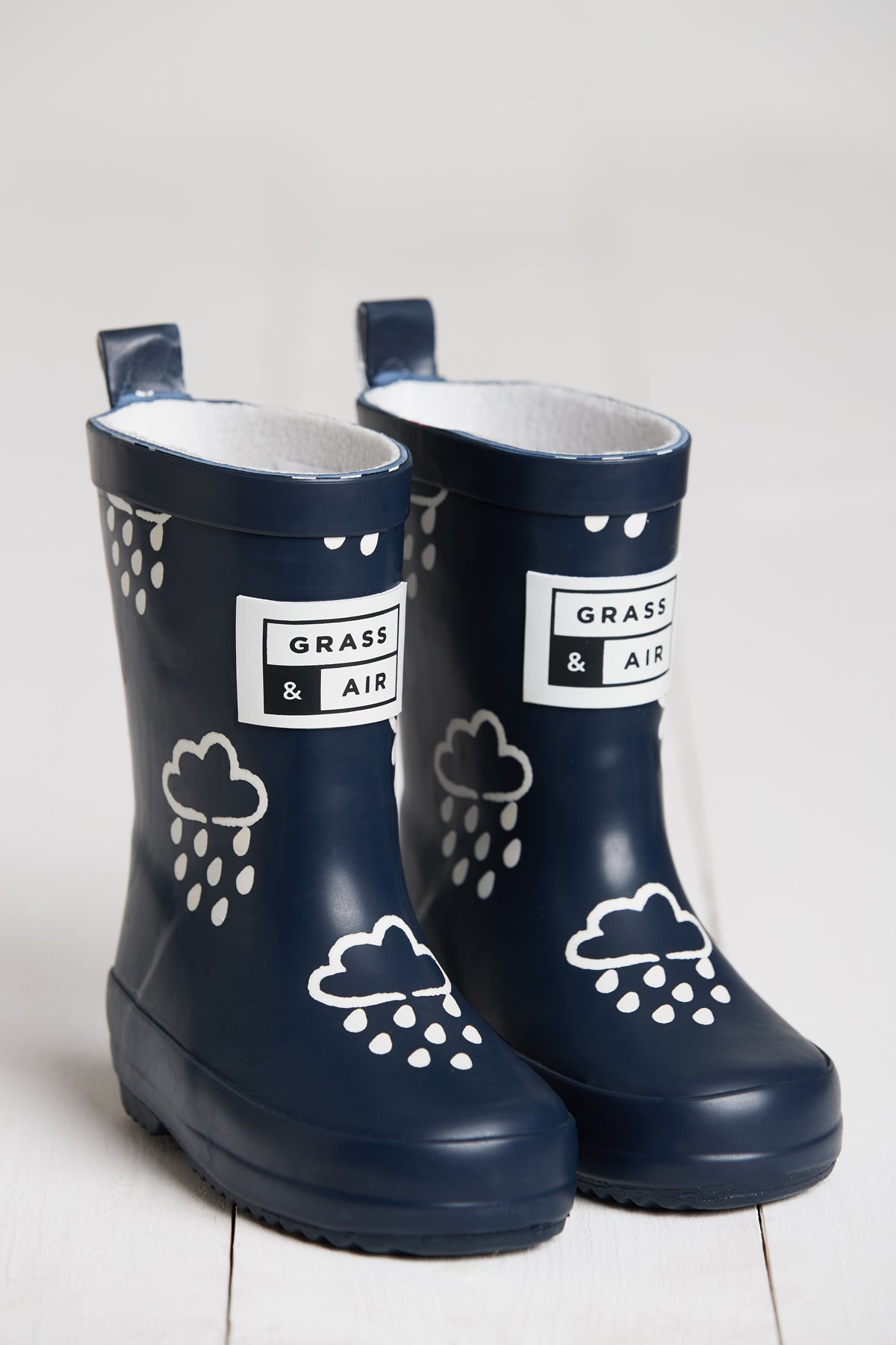 Grass & Air Navy Colour Changing Wellies